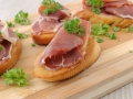 French toast with ham-cured